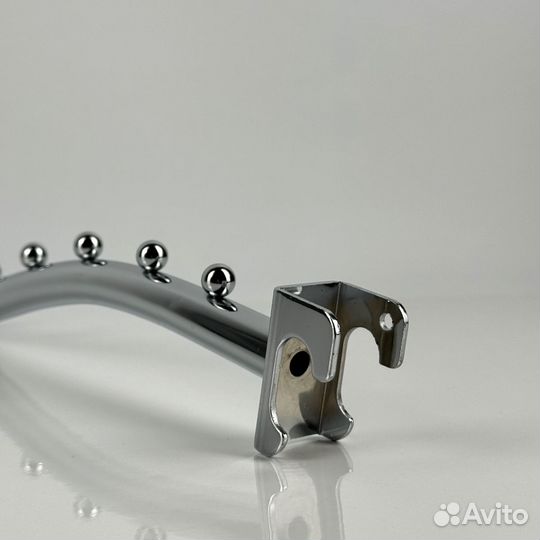 Кронштейн наклонный изогнутый на овальную трубу 9