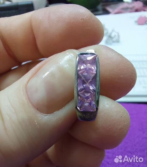 Серьги и кольца из серебра