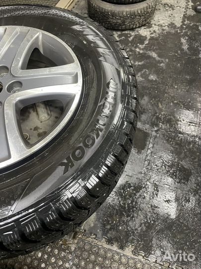 Hankook Winter I'Pike X SUV 225/70 R16