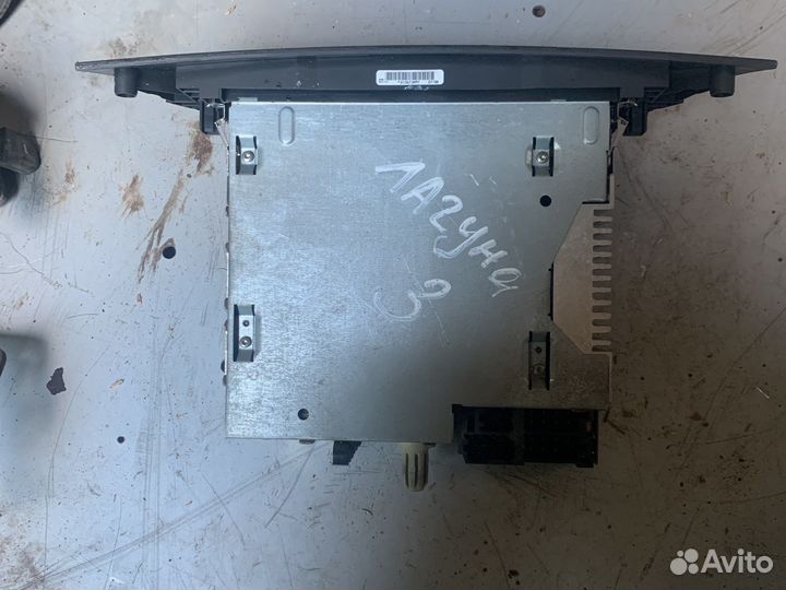 Магнитола штатная renault laguna 3