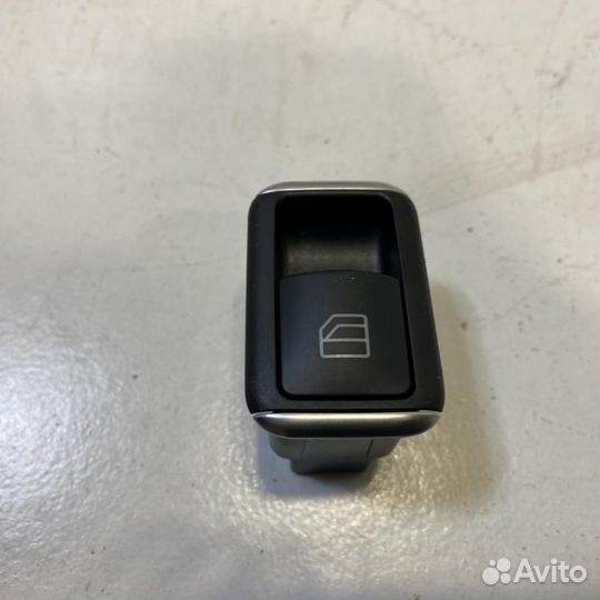 Кнопка стеклоподъемника Mercedes-Benz M-Class ML W
