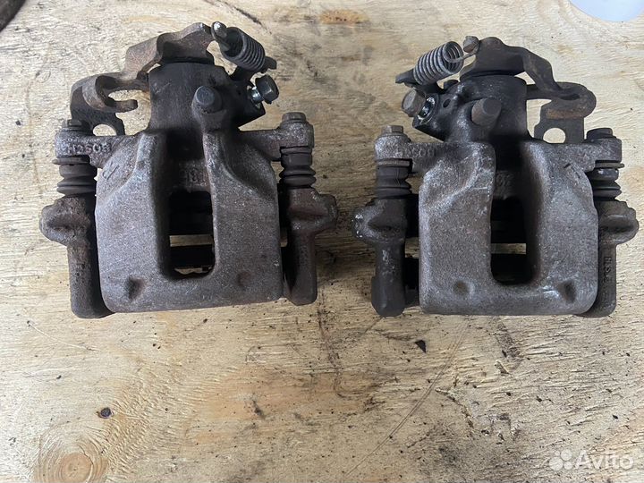 Суппорт задний Bosch toyota corolla 150