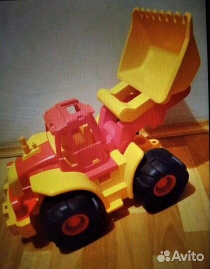 Большая детская машинка