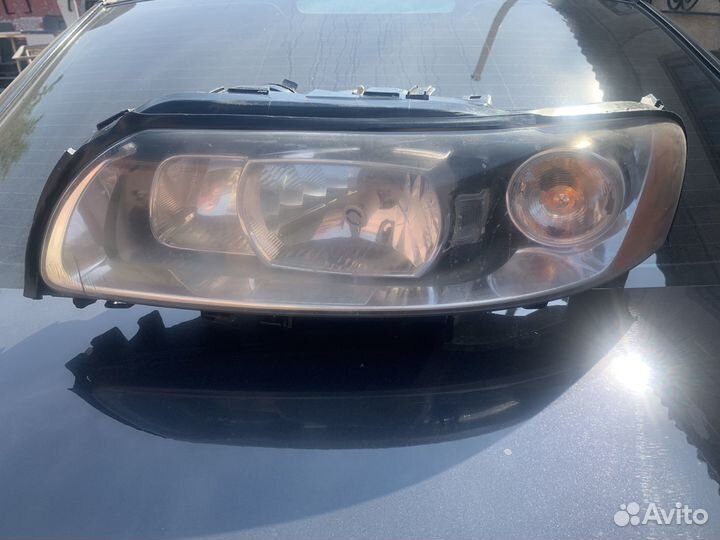 Volvo s60 фара ксенон