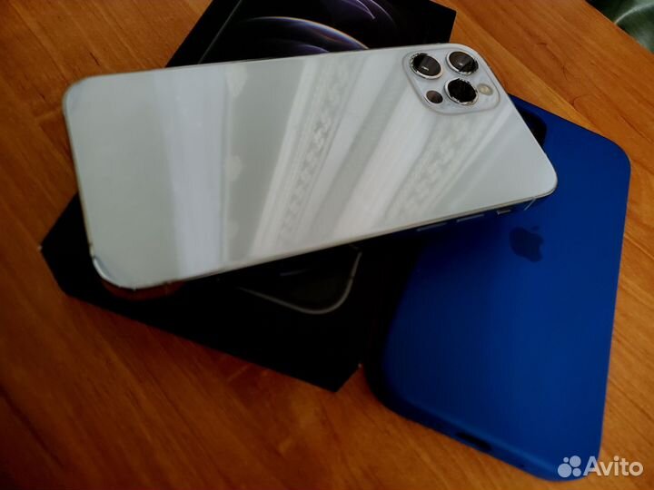 iPhone 12 Pro, 256 ГБ