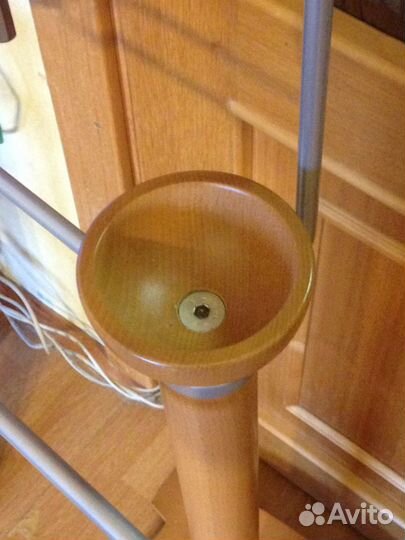 Вешалка стойка