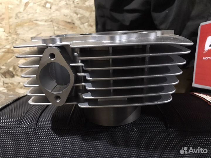 Цилиндро-поршневая группа 4T двиг. CB250 d-69,p-17