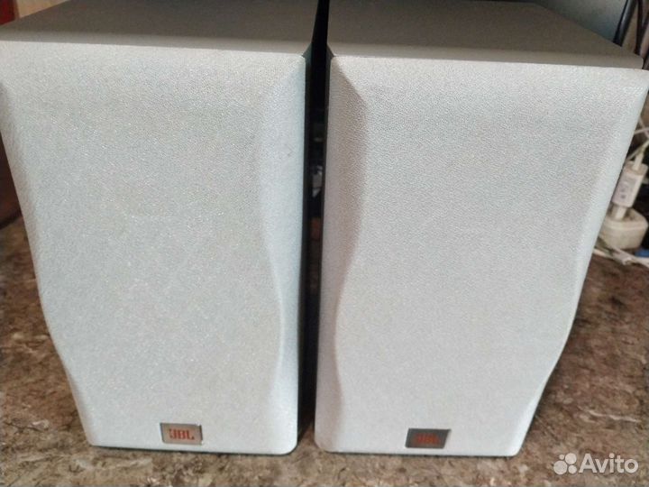 Акустические колонки JBL E20