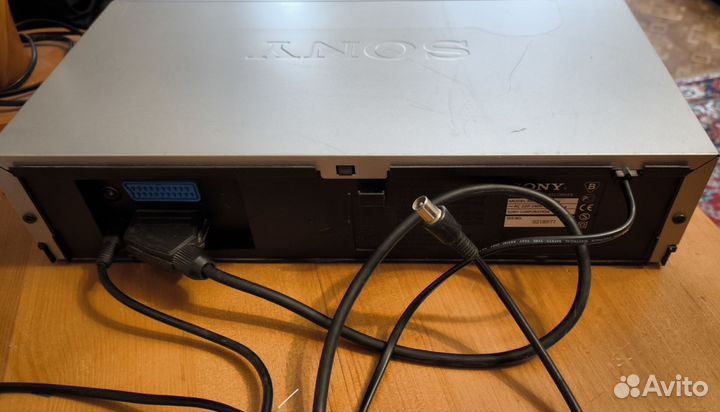 Видеомагнитофон sony