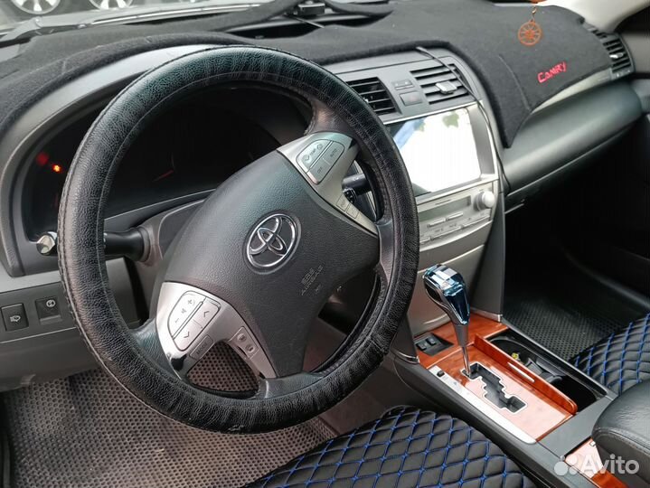 Toyota Camry 2.4 AT, 2011, 255 657 км