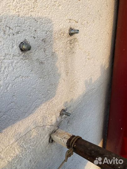 Спутниковая тарелка Триколор с кронштейном