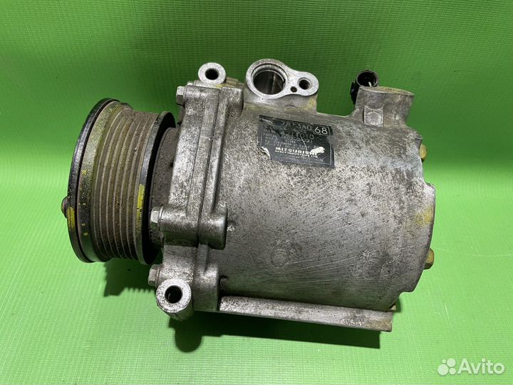 Компрессор кондиционера Mitsubishi Outlander XL