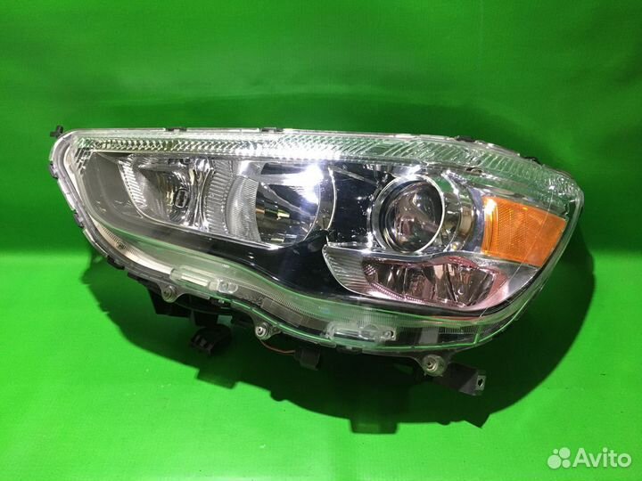 Фара левая ксенон Mitsubishi ASX