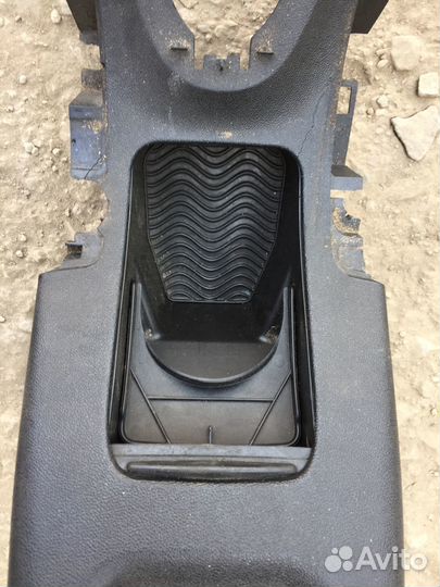 Центральный тоннель Saab 9-3 II