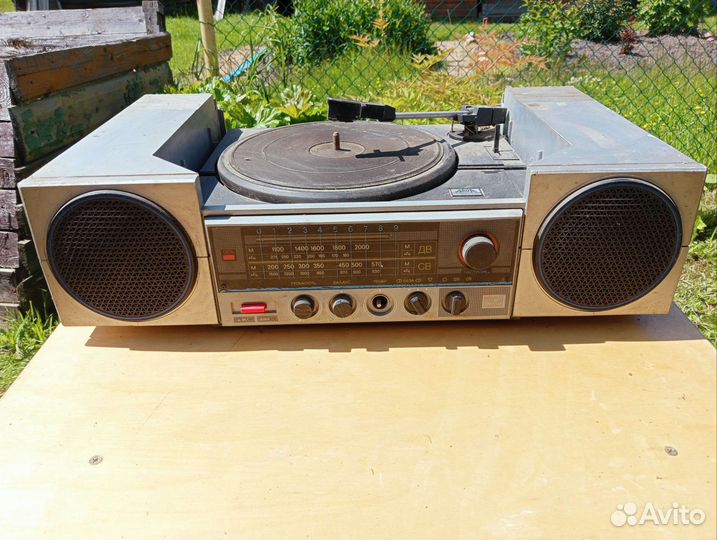 Стереорадиола Вега рэ 301-С