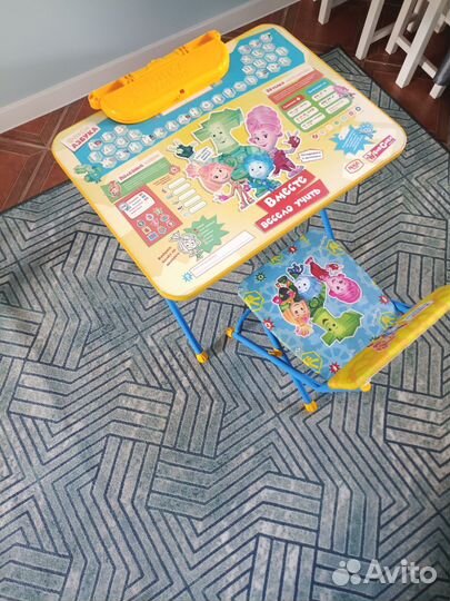 Детский стол и стул ника