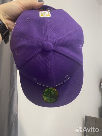 Бейсболка снэпбэк новая
