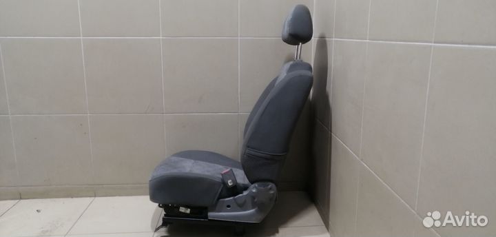 Сиденье переднее правое Aveo (T250) 2005-2011