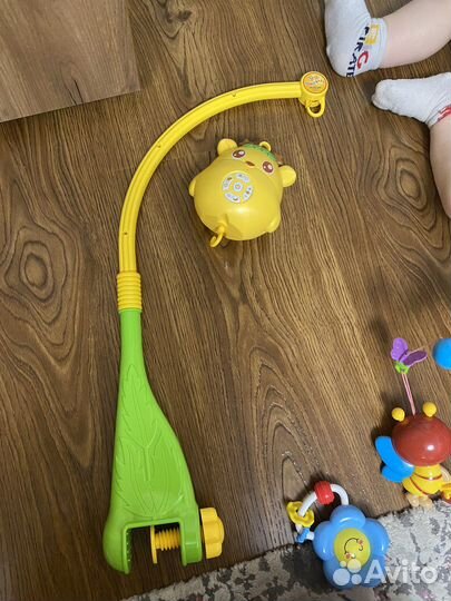 Мобиль на кроватку музыкальный