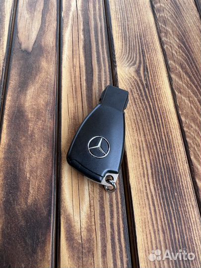 Ключ Mercedes (рыбка)