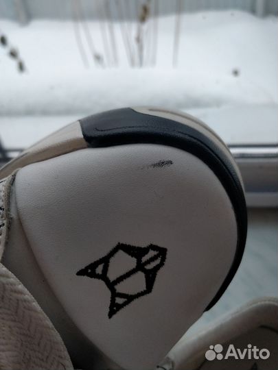 Модные кроссовки