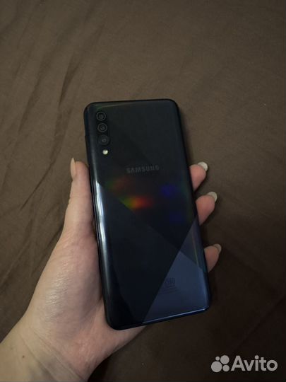 Samsung Galaxy A30, 4/64 ГБ