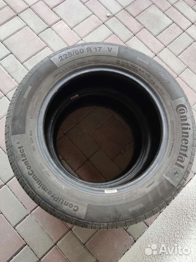 Continental ContiPremiumContact 5 SUV 225/60 R17