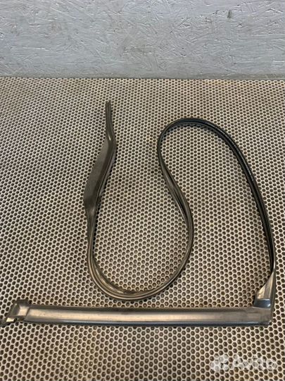 Уплотнитель задний левый Bmw 520I F10 N20 2015