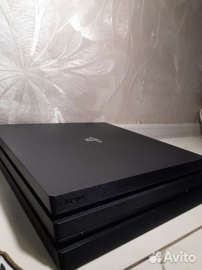 Sony PS4 pro 1tb