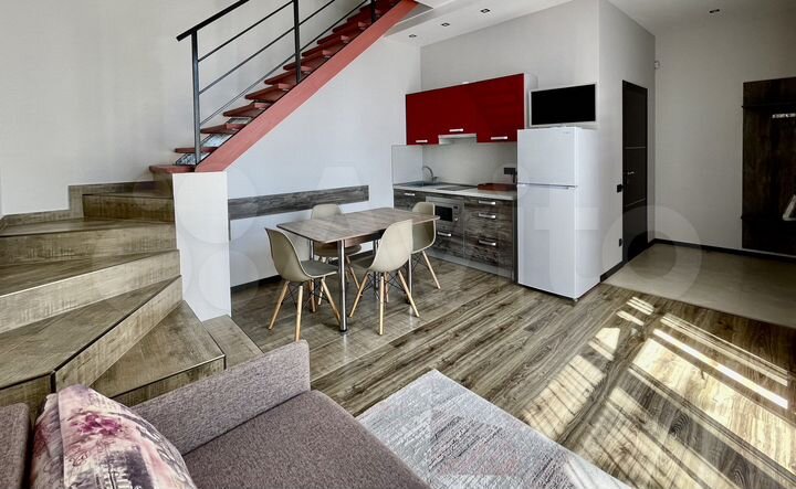 2-к. квартира, 61 м², 4/4 эт.