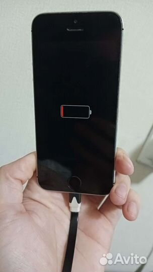 Телефон iPhone 5s