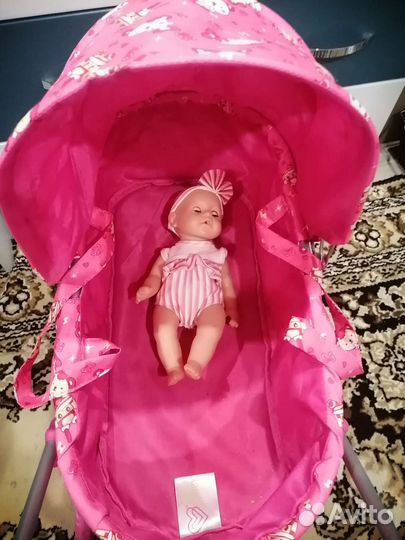 Кукольная коляска для куклы