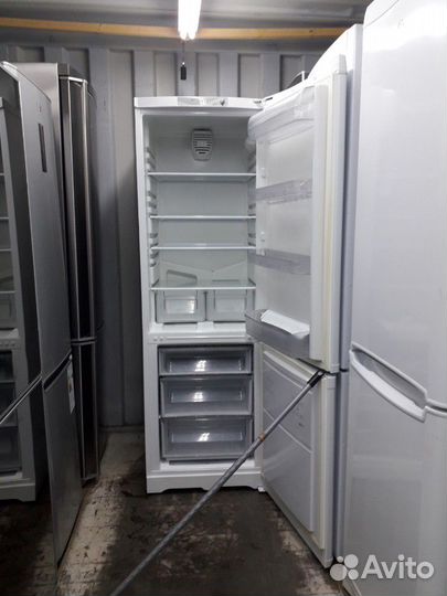 Холодильник б/у Hotpoint-Ariston rmba1185.10