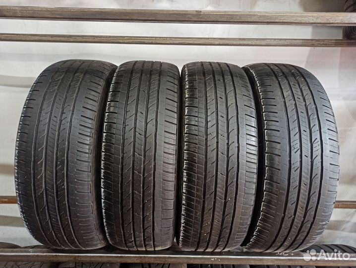 Bridgestone Dueler H/T 843 215/60 R17