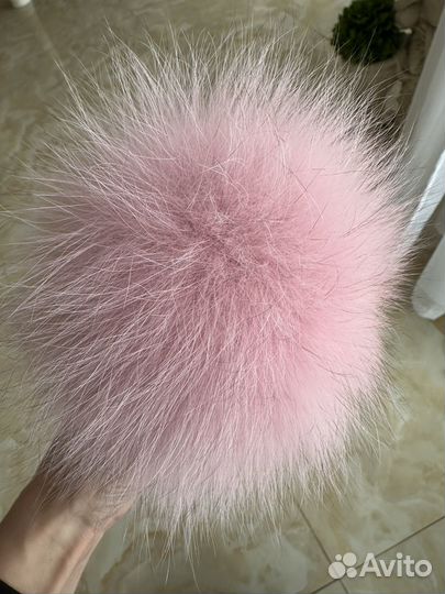 Помпоны песец