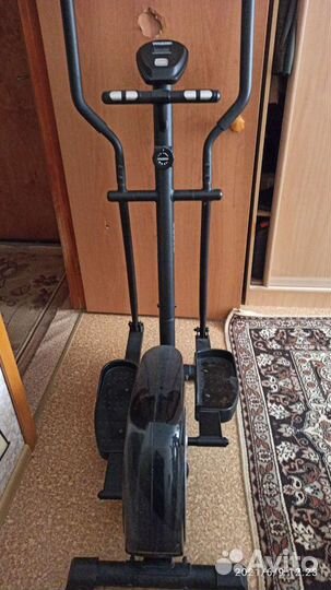 Эллиптический тренажер torneo