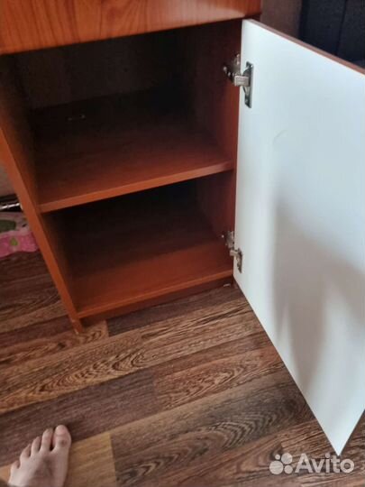 Компьютерный стол