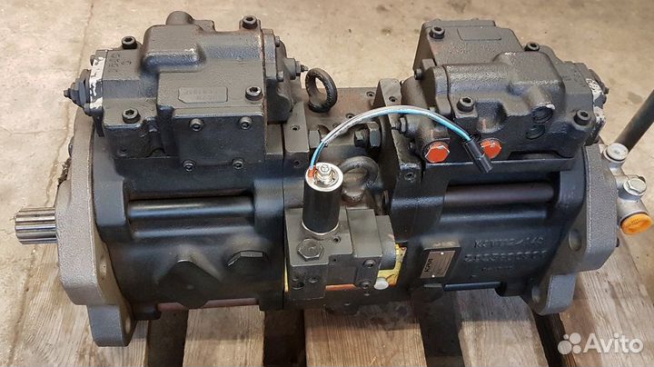 Гидронасос Case CX350