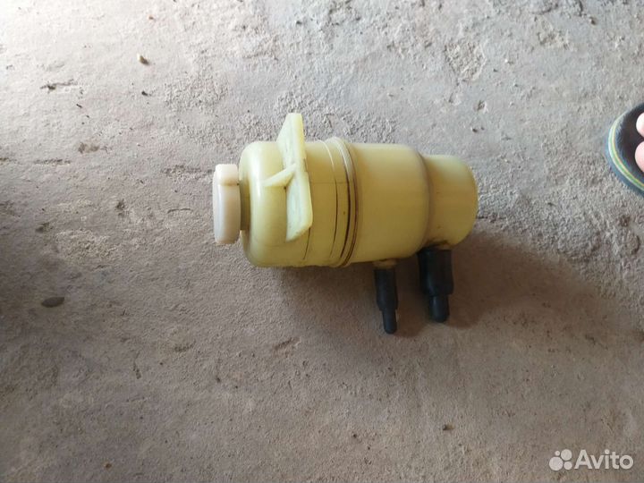 Расширительный бачок гур лансер 10