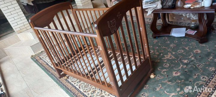 Детская кроватка из бука Gandylyan