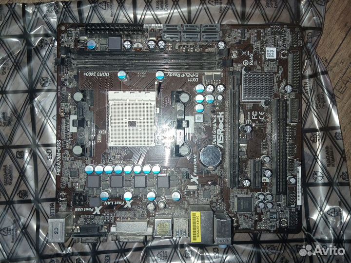 Матepинскaя платa аsrосk fм2A75М-DGS