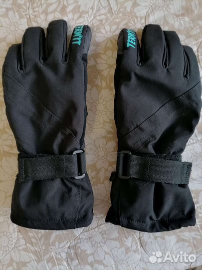 Горнолыжные перчатки