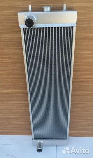 Радиатор водяной Hitachi ZX200H-3