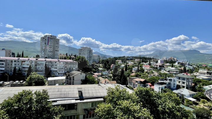 2-к. квартира, 82,4 м², 9/9 эт.