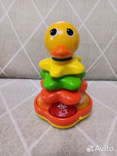 Музыкальная пирамидка уточка