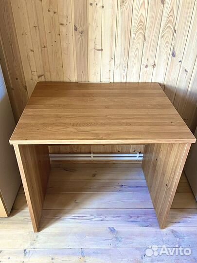 Письменный стол