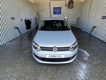 Volkswagen Polo 1.6 MT, 2014, 250 000 км, с пробегом, цена 739 000 руб.