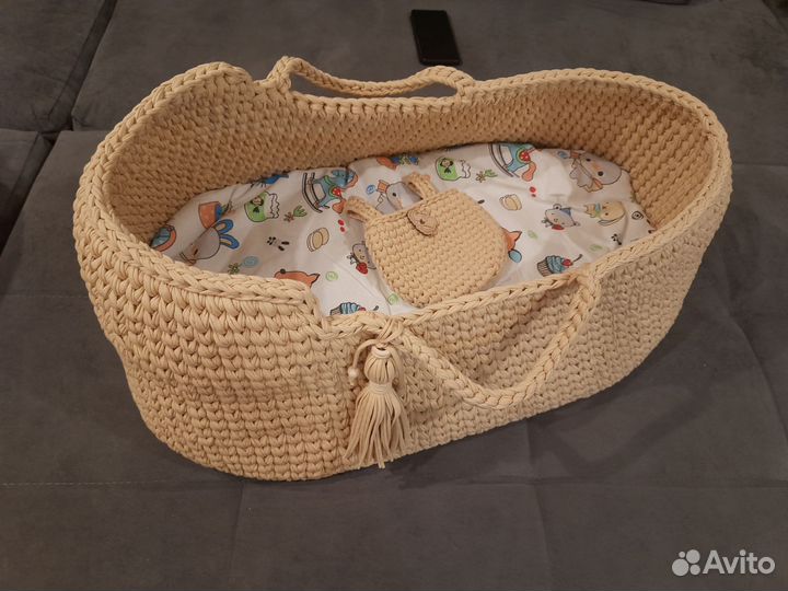 Люлька вязаная для младенца