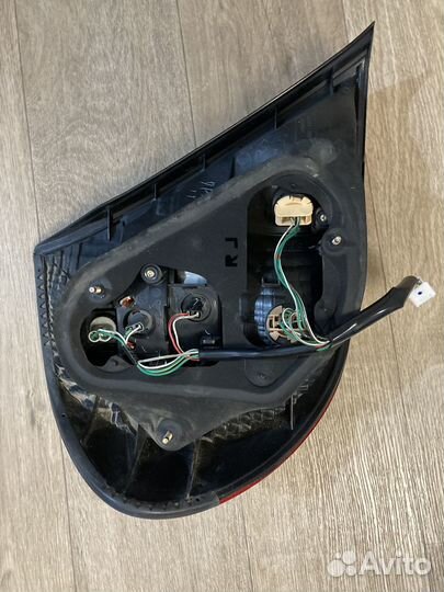 Задний фонарь Toyota Camry