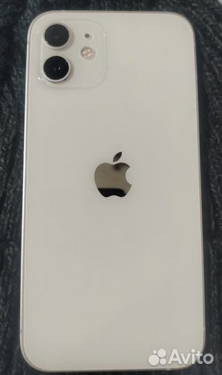 iPhone 12, 64 ГБ